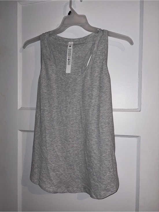 lululemon athletica Tops - NWT Lululemon size 12  Light Gray Women's Tank Top